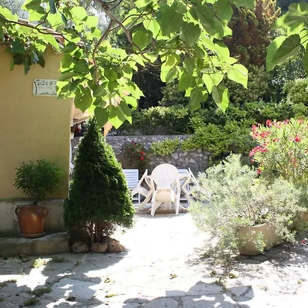 Holiday home Aux Cernois